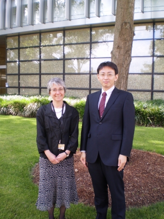 Masaki Kita Cavill Lecturer 2011 with Barbara Messerle
